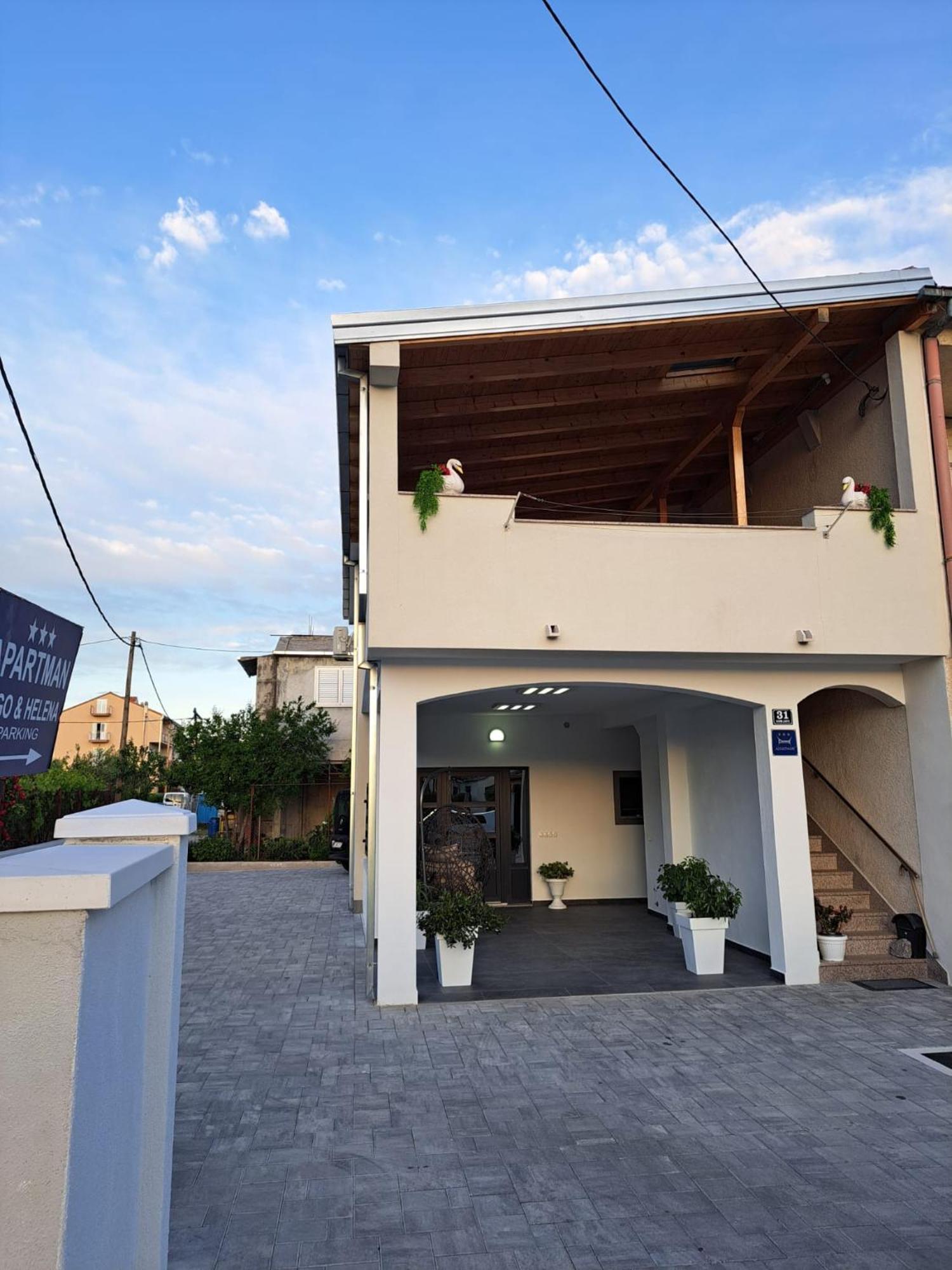 Apartment Helena Kaštela Zewnętrze zdjęcie