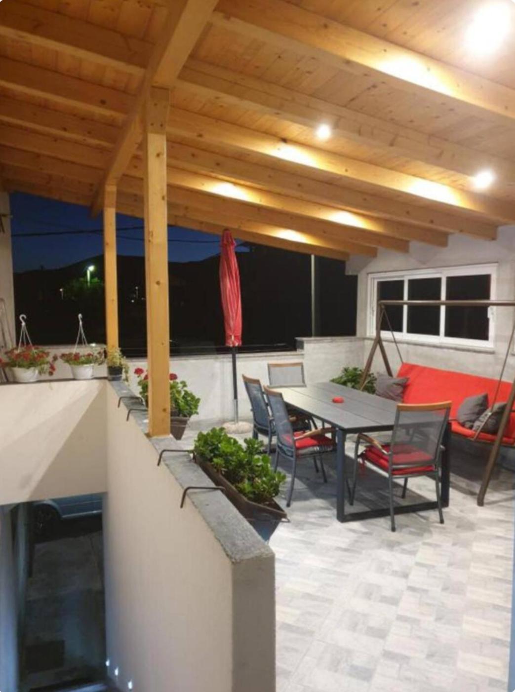 Apartment Helena Kaštela Zewnętrze zdjęcie